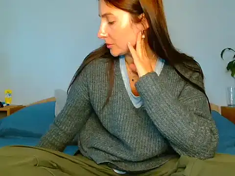 Snapshot of Irina9793 chatting on October 2, 9:12 am Irina9793 online show from October 2, 9:12 am