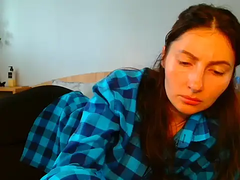 Snapshot of Irina9793 chatting on October 14, 8:04 am Irina9793 online show from October 14, 8:04 am