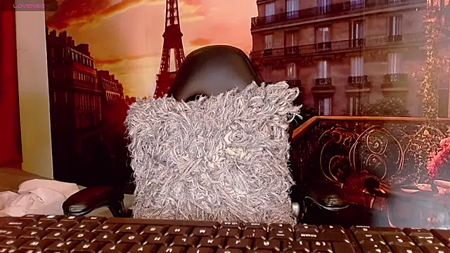 Gabi Prince online show from November 8, 7:50 pm