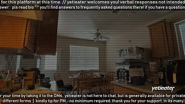 Snapshot of yetieater chatting on June 4, 5:06 pm yetieater online show from June 4, 5:06 pm
