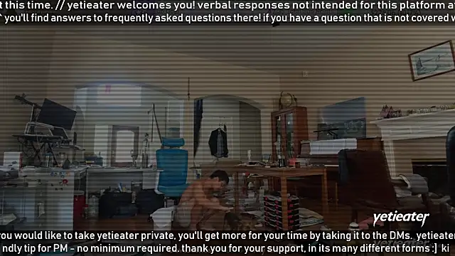 Snapshot of yetieater chatting on June 24, 4:16 pm yetieater online show from June 24, 4:16 pm