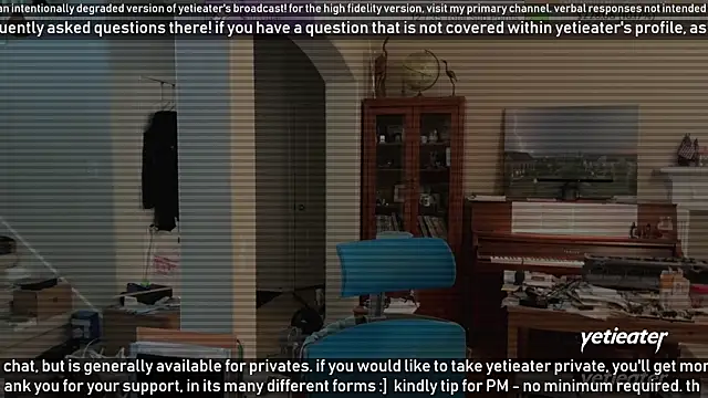 Snapshot of yetieater chatting on January 16, 8:46 pm yetieater online show from January 16, 8:46 pm