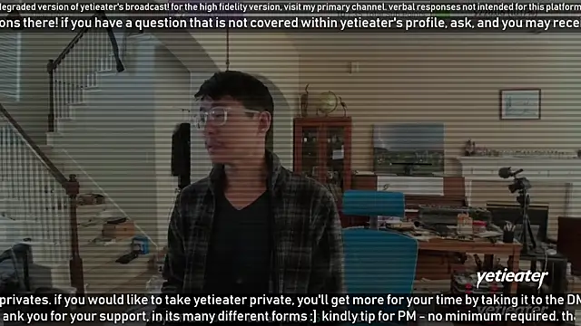 Snapshot of yetieater chatting on January 22, 9:21 pm yetieater online show from January 22, 9:21 pm