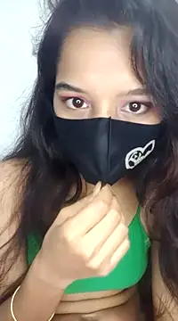 Snapshot of Orna-1 chatting on March 3, 9:05 pm Orna-1 online show from March 3, 9:05 pm