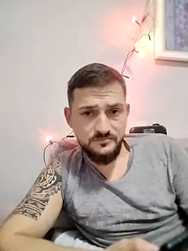 iurinicola online show from December 3, 10:20 pm