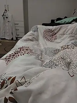 iurinicola online show from November 11, 10:47 pm