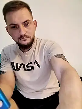 iurinicola online show from February 25, 9:47 pm