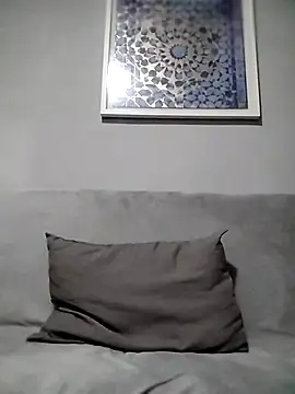 iurinicola online show from February 5, 10:38 pm