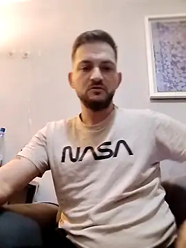 iurinicola online show from February 8, 10:29 pm