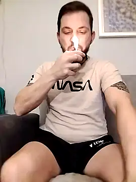 iurinicola online show from February 2, 9:36 pm