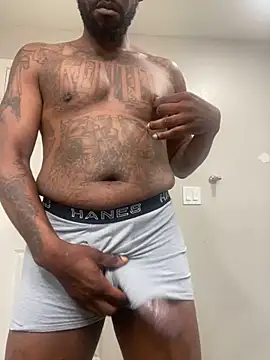 Snapshot of Mouththisbigdick chatting on March 18, 2:39 pm Mouththisbigdick online show from March 18, 2:39 pm
