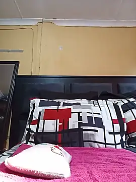 JuicyMilkyTizzy online show from June 2, 7:19 am