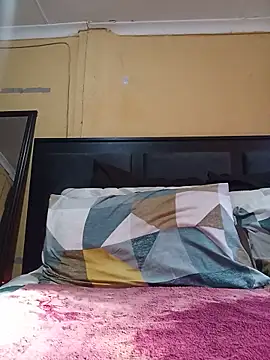 JuicyMilkyTizzy online show from May 15, 7:06 am