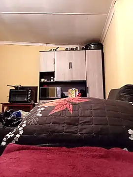 Snapshot of JuicyMilkyTizzy chatting on November 21, 7:51 am JuicyMilkyTizzy online show from November 21, 7:51 am