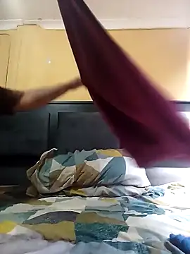 Snapshot of JuicyMilkyTizzy chatting on February 11, 8:58 am JuicyMilkyTizzy online show from February 11, 8:58 am