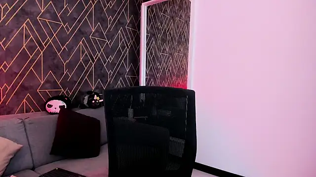 Tahara Romanov online show from November 14, 3:48 pm