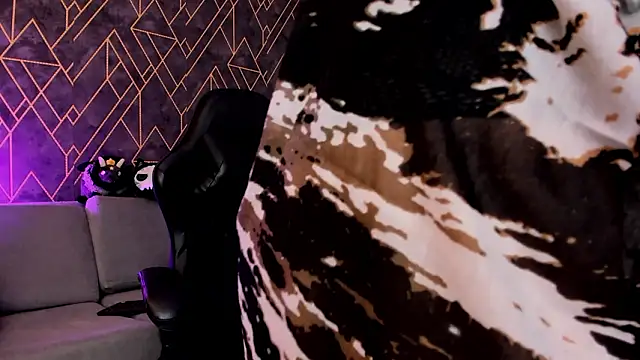 Tahara Romanov online show from February 17, 12:46 pm