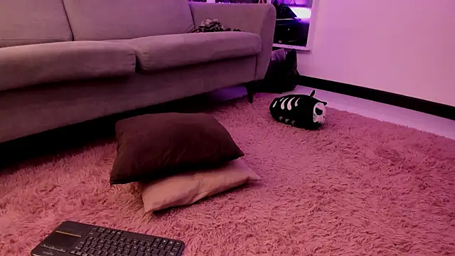 Tahara Romanov online show from January 9, 8:27 pm