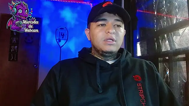 Snapshot of Strip_Classes_Col chatting on October 29, 3:11 pm Strip Classes Col online show from October 29, 3:11 pm