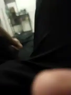 Snapshot of enoc369 chatting on November 25, 6:14 am enoc369 online show from November 25, 6:14 am