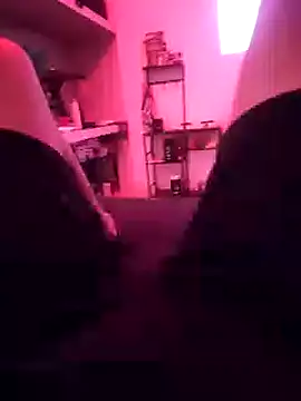 Snapshot of enoc369 chatting on November 12, 5:00 am enoc369 online show from November 12, 5:00 am