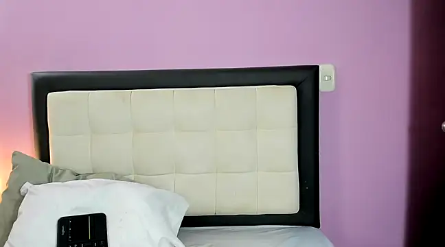 Snapshot of Rachellkurth chatting on March 14, 7:23 pm Rachellkurth online show from March 14, 7:23 pm