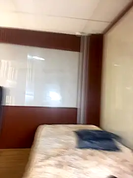 PinkyMoon online show from December 22, 5:40 am