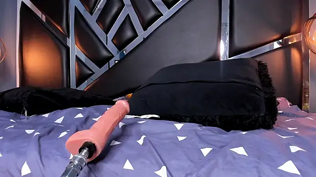 Melissa 23  online show from December 15, 12:11 pm