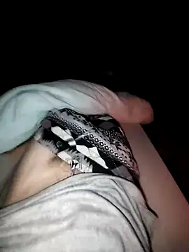 Snapshot of Cazzettostorto99 chatting on March 4, 12:07 am Cazzettostorto99 online show from March 4, 12:07 am