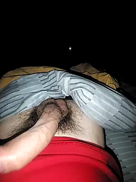 Snapshot of Cazzettostorto99 chatting on December 16, 11:20 pm Cazzettostorto99 online show from December 16, 11:20 pm