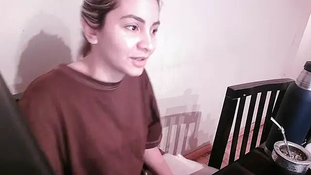 Snapshot of valenseleni chatting on September 14, 9:59 pm valenseleni online show from September 14, 9:59 pm