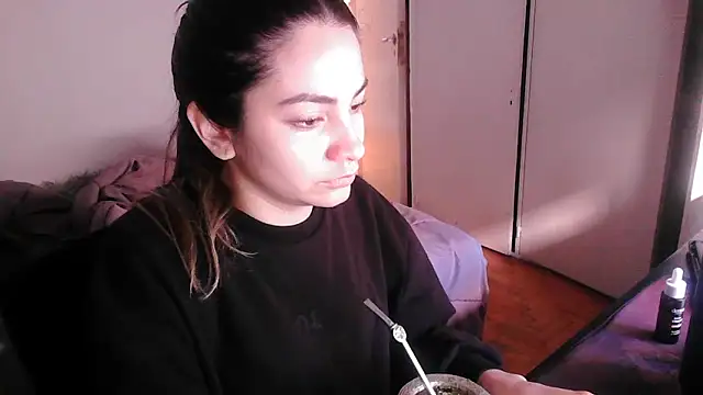 Snapshot of valenseleni chatting on September 9, 6:28 pm valenseleni online show from September 9, 6:28 pm