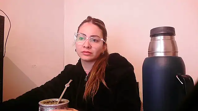 Snapshot of valenseleni chatting on September 24, 7:09 pm valenseleni online show from September 24, 7:09 pm