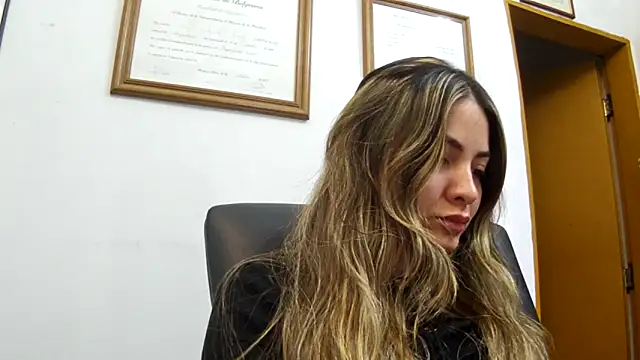 Snapshot of valenseleni chatting on October 14, 5:46 pm valenseleni online show from October 14, 5:46 pm