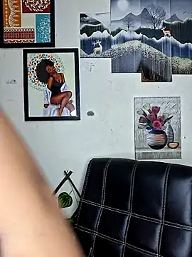 Snapshot of Noor-Bold chatting on February 27, 9:14 pm Noor-Bold online show from February 27, 9:14 pm