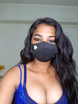 Snapshot of Noor-Bold chatting on October 27, 2:51 pm Noor-Bold online show from October 27, 2:51 pm