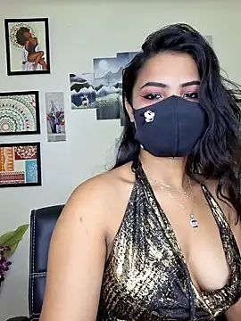 Snapshot of Noor-Bold chatting on December 17, 1:43 am Noor-Bold online show from December 17, 1:43 am