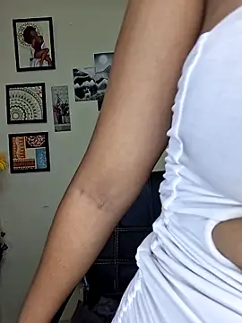 Snapshot of Noor-Bold chatting on November 30, 12:50 pm Noor-Bold online show from November 30, 12:50 pm