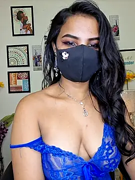 Snapshot of Noor-Bold chatting on December 18, 3:05 pm Noor-Bold online show from December 18, 3:05 pm