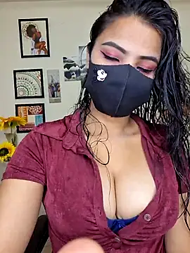 Snapshot of Noor-Bold chatting on December 15, 1:44 am Noor-Bold online show from December 15, 1:44 am