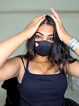 Snapshot of Noor-Bold chatting on November 9, 2:37 am Noor-Bold online show from November 9, 2:37 am