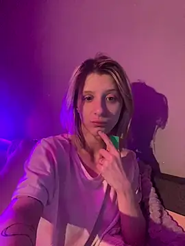 amorearte m online show from March 4, 7:43 pm