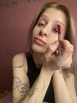 amorearte m online show from December 5, 2:48 pm