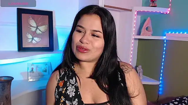 Snapshot of SamanthaSmiithh chatting on December 15, 12:49 am SamanthaSmiithh online show from December 15, 12:49 am