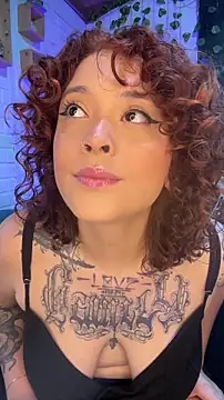 LiraSonnett online show from December 18, 9:07 pm