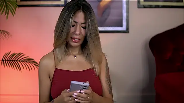 SophiaPotts online show from March 13, 4:28 am