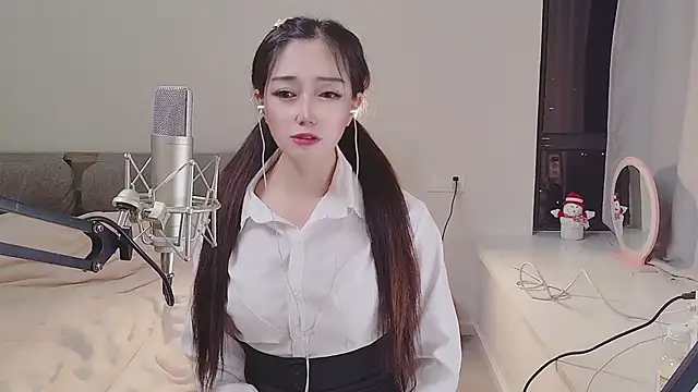 Snapshot of xixi_888 chatting on March 1, 6:32 pm xixi 888 online show from March 1, 6:32 pm