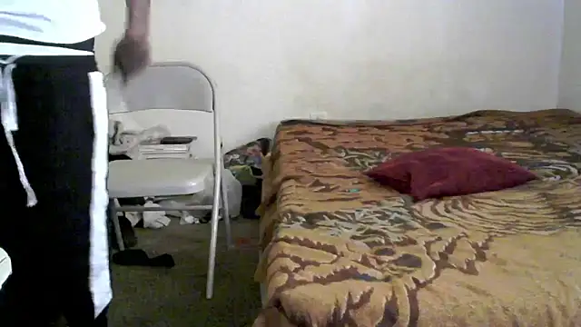 Snapshot of Jsmooth93 chatting on March 4, 6:18 pm Jsmooth93 online show from March 4, 6:18 pm