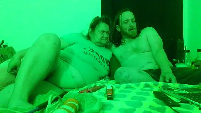 SpnzTnT online show from March 14, 4:18 am