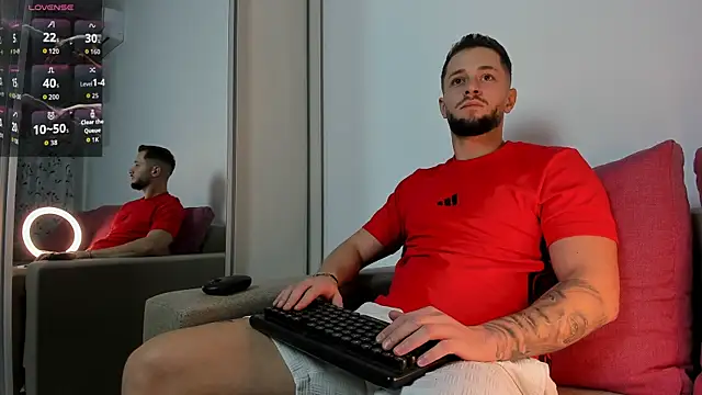 Snapshot of nicholasX1 chatting on September 27, 6:36 pm nicholasX1 online show from September 27, 6:36 pm